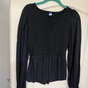 Old Navy Black Long-Sleeve Smocked V-Neck Peplum Top